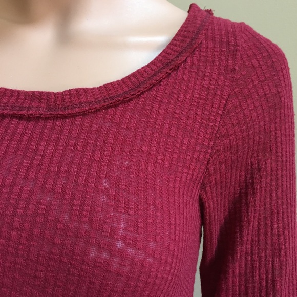 Sage Hi-Low Long Sleeved Top With Lace Up Sleeves - Picture 6 of 6